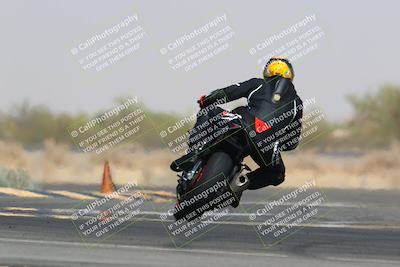 media/Mar-28-2022-Superbike Trackdays (Mon) [[b8603d0f67]]/Open Track Time/Turn 16/